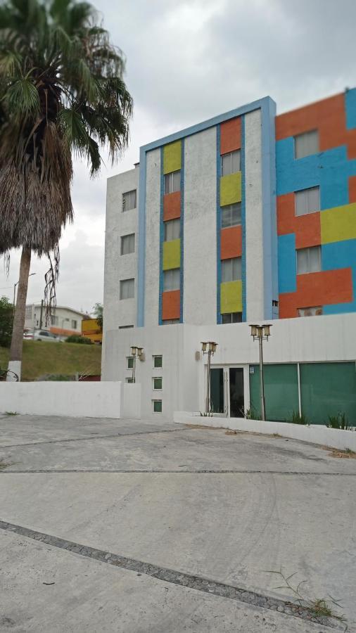 Confort Ejecutivo Suites Lindavista Guadalupe  Exterior foto