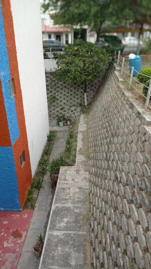 Confort Ejecutivo Suites Lindavista Guadalupe  Exterior foto
